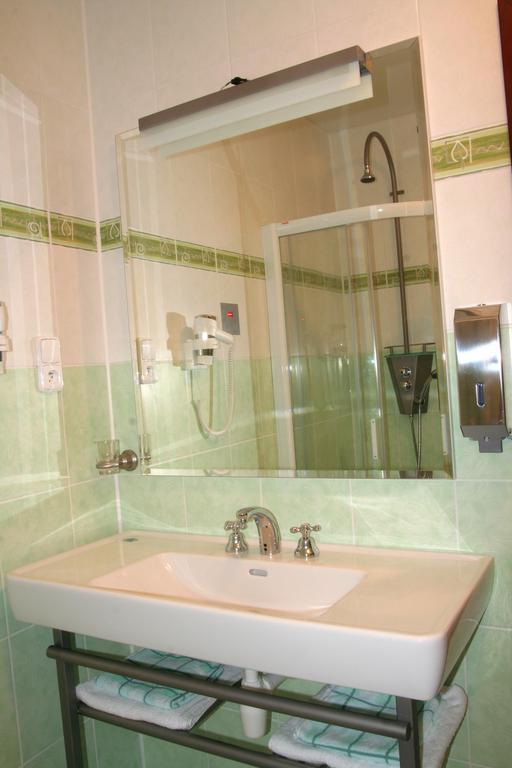 Camping Oase Praha Hotel Zlatníky Camera foto